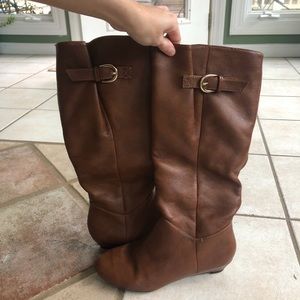 knee high brown boots